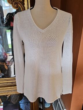 J. McLaughlin Rolled White V-neck Sweater/Tunic